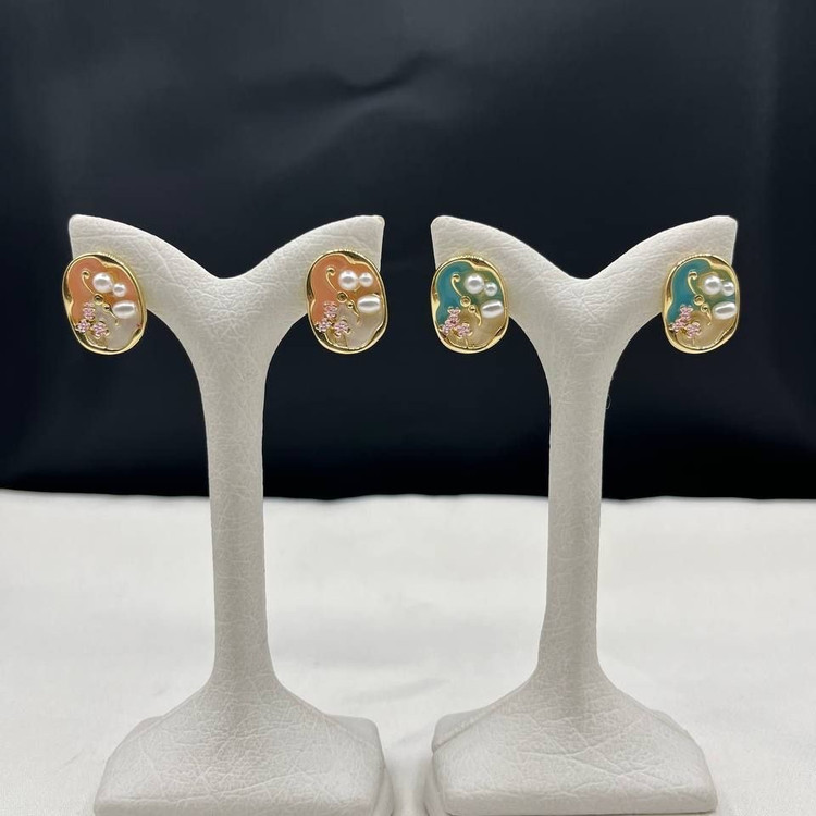 گوشواره میناکاری مروارید دار رنگی