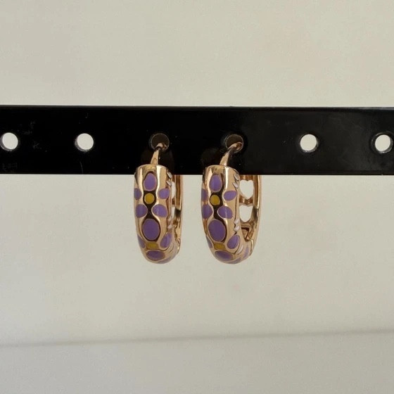 گوشواره میناکاری طرح گل نقطه ای زنانه