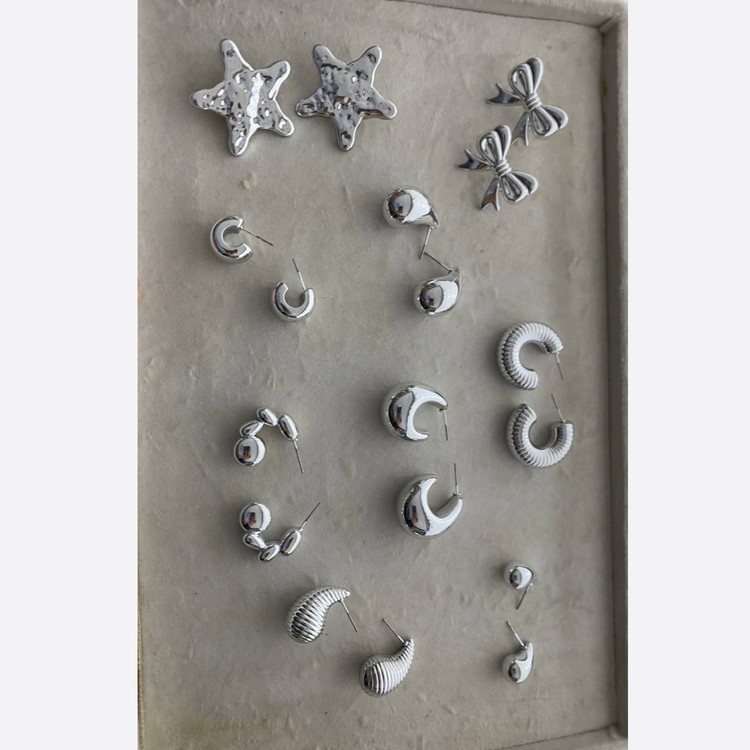 گوشواره طرح دار زنانه دخترانه سبک استیل